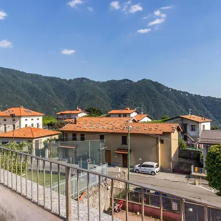 Apartment Din Don House *