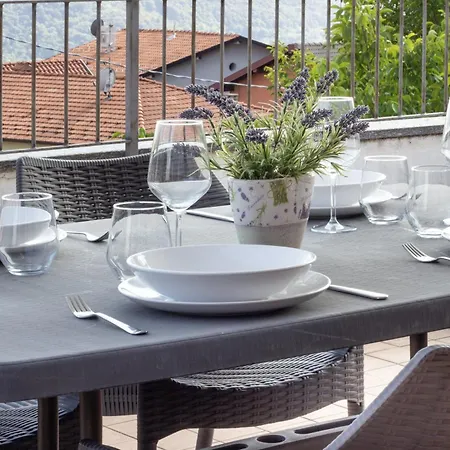 Apartment Din Don House